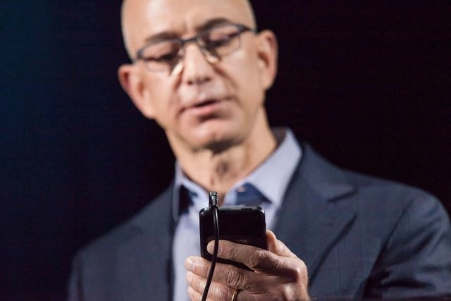 El teléfono de Jeff Bezos habría sido ‘hackeado’ después de que recibió un archivo de la cuenta de WhatsApp del príncipe heredero saudita Mohammed bin Salman. Foto Afp 