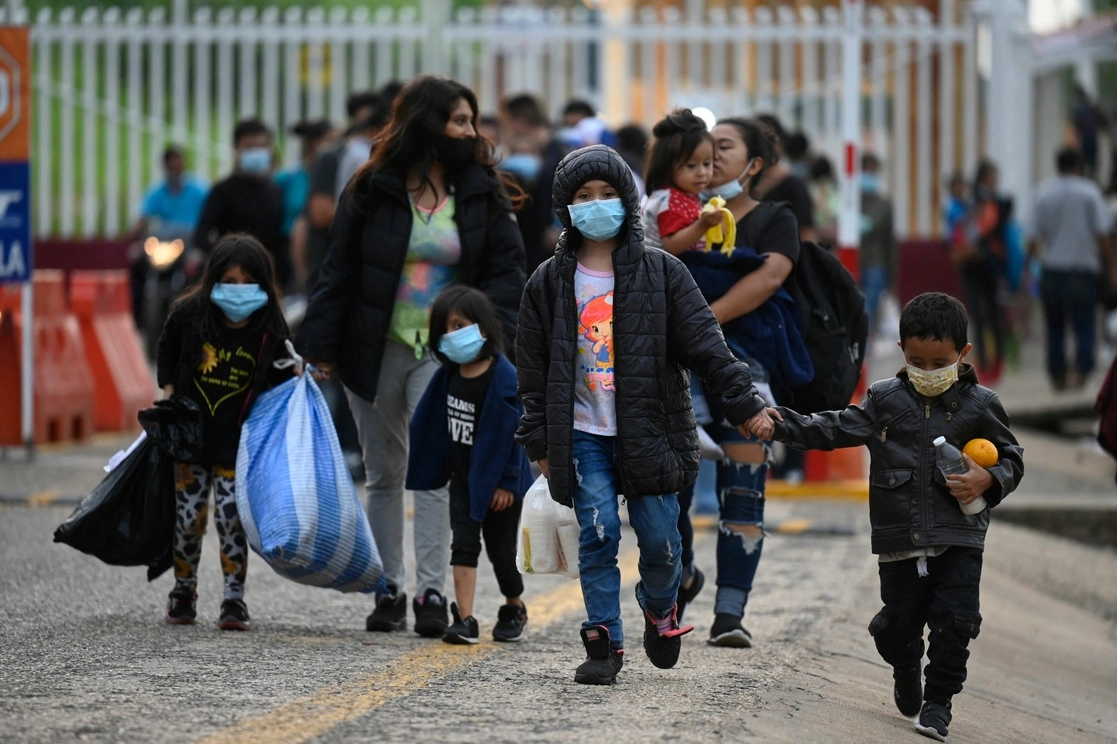 Migrantes en El Ceibo, Guatemala. Foto Afp