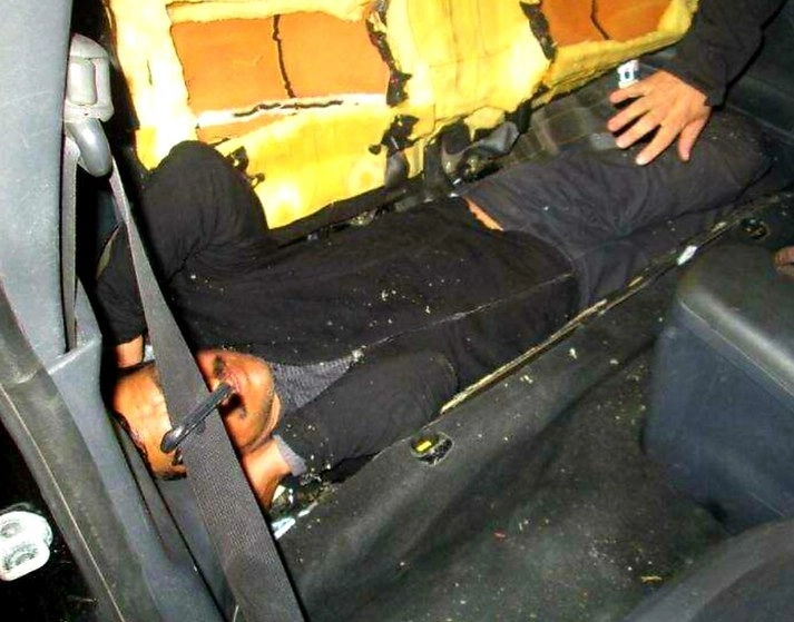 El hombre de 48 años de edad, de origen mexicano,espera ser deportado. Foto cortesía CBP