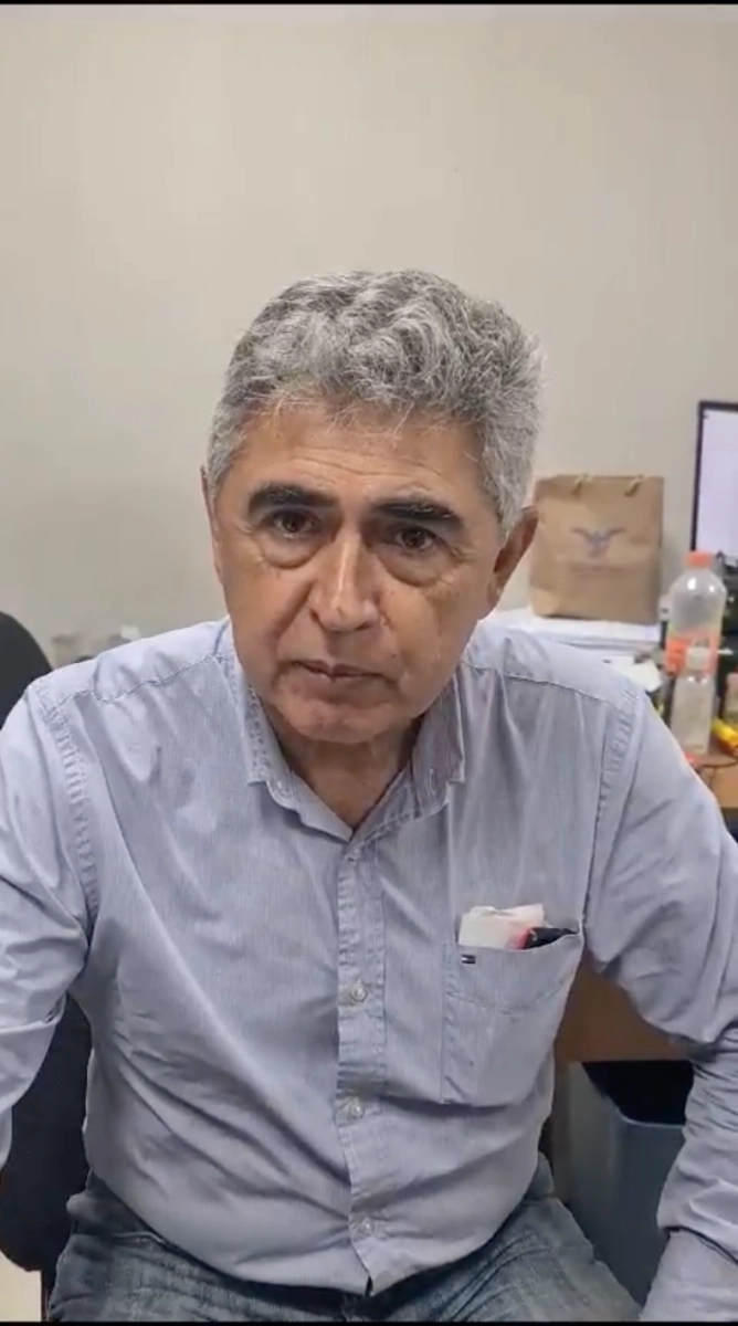 “Me encuentro bien y agradezco a la fiscalía todo lo que estuvieron haciendo para mi localización”, aseguró el activista social Fernando Campuzano Jaime, en un video difundido el 2 de octubre de 2023 por la Fiscalía de Morelos. Foto tomada de un video a través de X @Fiscalia_Mor