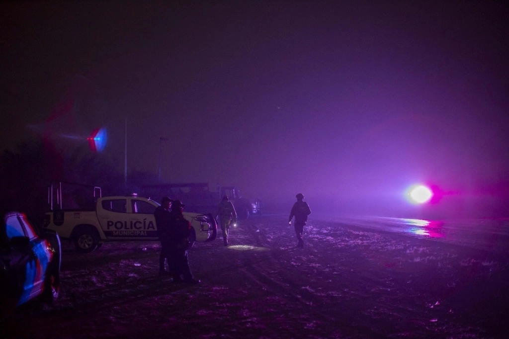 En la imagen, policía encuentra 10 cuerpos calcinados en el municipio de Pesquería, estado de Nuevo León, el 20 de marzo de 2024. Foto Cuartoscuro / Archivo   