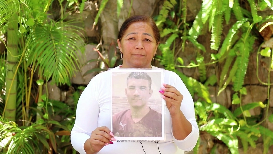 El cadáver de Rosario Liliana Rodríguez, integrante del colectivo de búsqueda de personas desaparecidas “Corazones sin justicia”, en el municipio Elota, fue localizado horas después de haber sido privada de la libertad. Foto tomada del Twitter de @Encontrarles / Archivo
