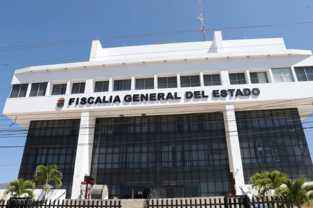 “Elementos de la Policía de Investigación efectúan las primeras indagatorias para el esclarecimiento de los hechos y fincar responsabilidades”, aseguró la FGE de Chiapas en un comunicado. Foto tomada de Facebook @FGEChiapasOficial / Archivo
