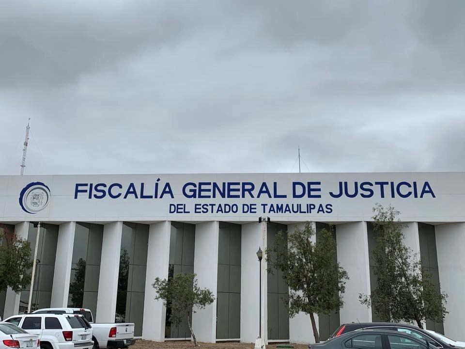 Sufrieron un accidente en la Laguna del Chairel, debido a los fuertes vientos que hundió la lancha en la que se trasladaban, informó la Fiscalía General de Justicia. Foto tomada de Facebook @FGJTam / Archivo