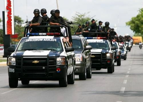 Policía de Cancún en imagen de archivo. Foto Julio César Solís