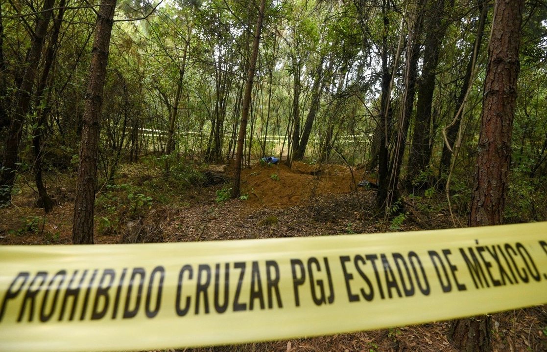 En el lugar se encontraron al menos 60 paquetes con restos humanos. Foto Cuartoscuro