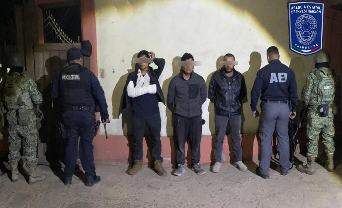 Los tres detenidos fueron puestos a disposición de las autoridades. Foto