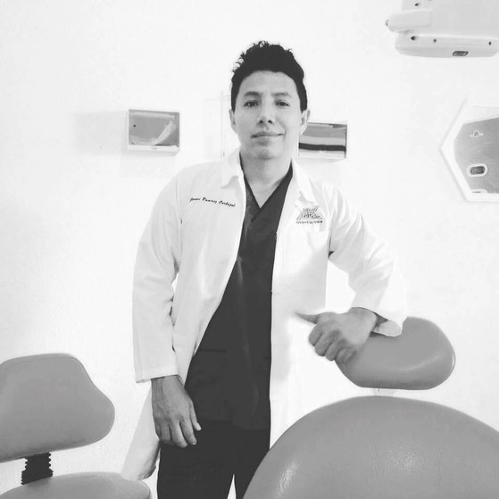 El médico en imagen tomada de su facebook