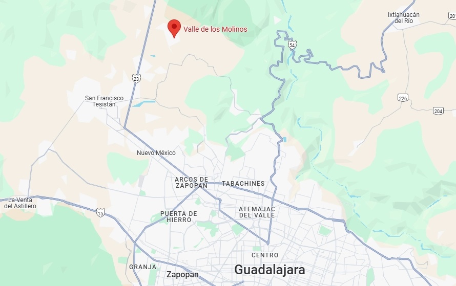 En la colonia Valle de los pinos en Zapopan, Jalisco, fue encontrado muerto un oficial de la Fuerza Aérea Mexicana. Foto Google Maps