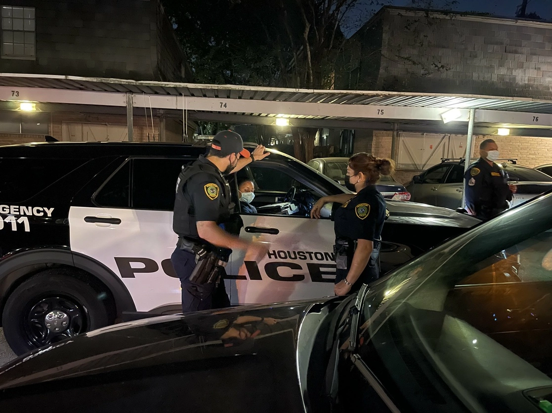 La policía local informó que continúa con las investigaciones. Foto @houstonpolice