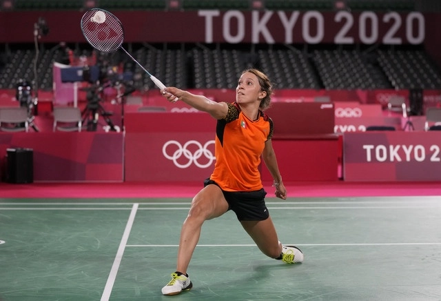 La mexicana Haramara Gaitán cayó 2-0, con parciales de 21-14 y 21-8, en su debut olímpico en Tokio 2020 ante la sudcoreana G.E Kim, en la primera ronda de la fase de grupos del bádminton. Foto Ap