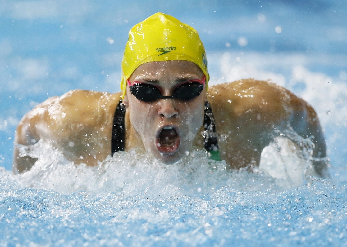 Maddie Groves ganó dos medallas de plata en Río 2016, una en los 200 metros mariposa y otra en el relevo 4x100 metros. Foto  Ap