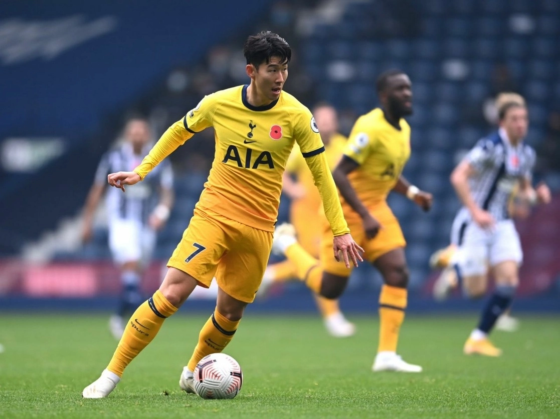 "Personalmente quiero vencerlos", señaló el ariete surcoreano del Tottenham, Son Heung Min, quien regresa a su selección después de un año. Foto Ap