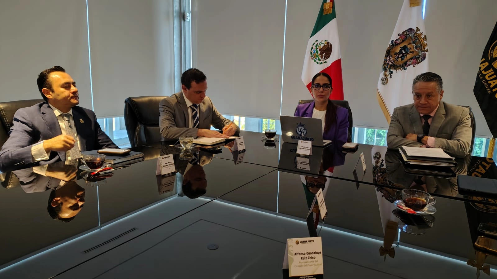 La sesión del Consejo de Protección a Periodistas fue presidida por el secretario de Gobierno, Jorge Daniel Jiménez Lona.