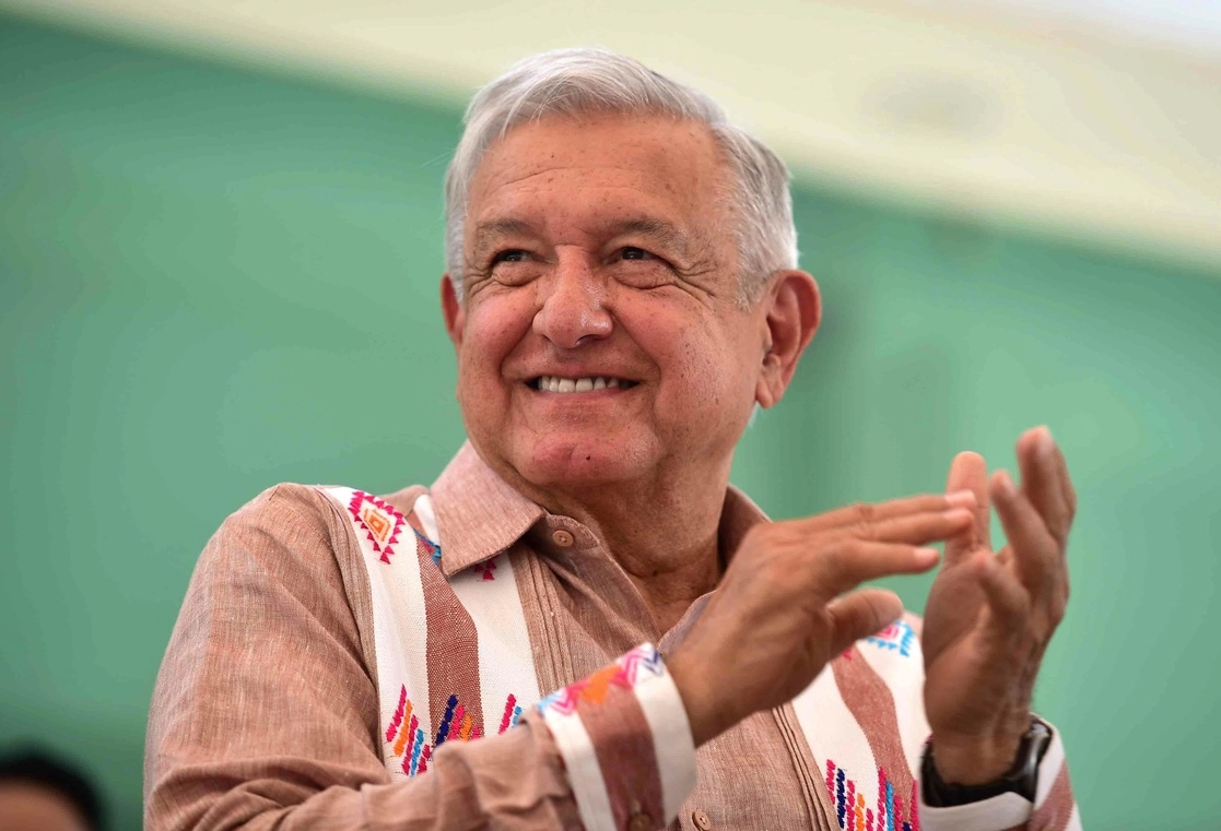 Al inaugurar una nueva sucursal del Bienestar, el presidente Andrés Manuel López Obrador afirmó que un país que no es autosuficiente en materia energética y en alimentos es muy vulnerable cuando hay inflación, el 10 de julio de 2022. Foto cortesía Presidencia