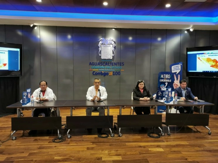 Conferencia del Instituto de Servicios de Salud del estado de Aguascalientes sobre el Covid-19. Foto @GobAgs