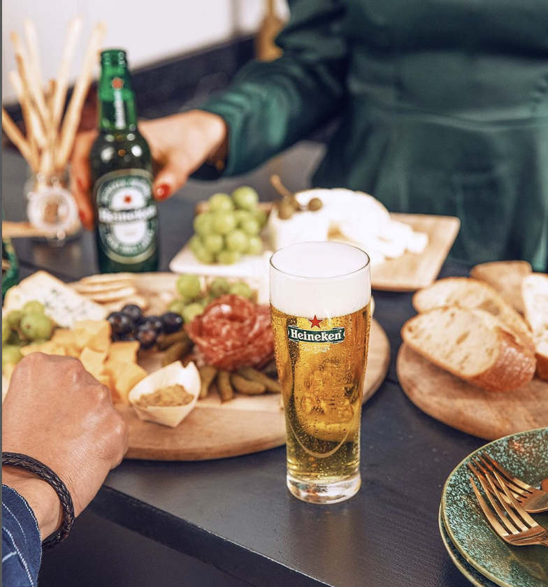 Heineken sells more beer than expected in first quarter