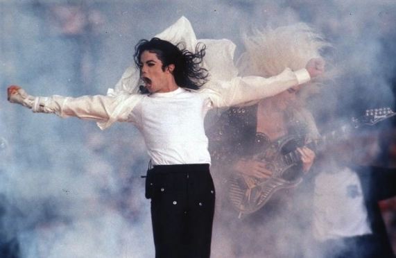 Herederos de Michael Jackson, "El Rey del Pop" impidieron la subastad de supuestas grabaciones inéditas del cantante. Foto Ap/Archivo