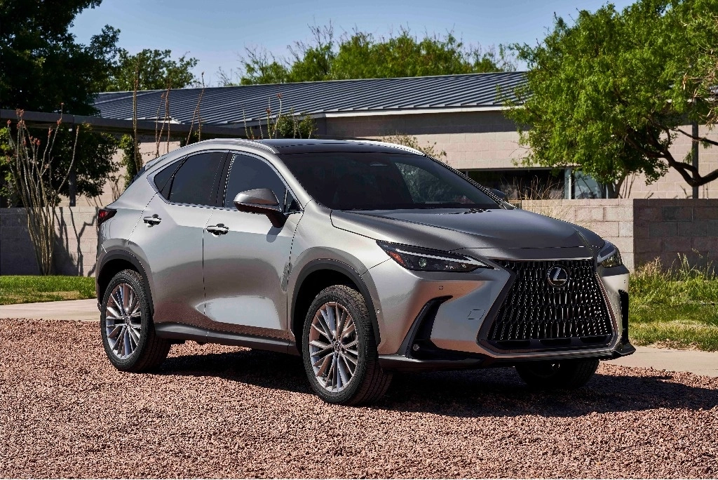 Lexus gana terreno paulatinamente en el país, especialmente con la comercialización de los vehículos híbridos que oferta en su portafolio. Foto Cortesía Lexus.