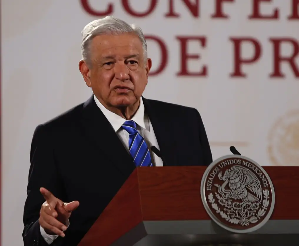 El Presidente, durante la mañanera de ayer. Foto Guillermo Sologuren