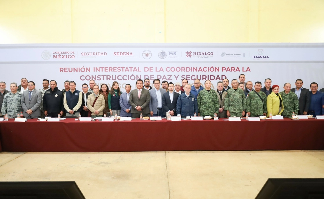 En su mensaje, Alejandro Velázquez reconoció el compromiso de todos los involucrados por coordinar esfuerzos en materia de seguridad en favor de los tres estados. Foto cortesía