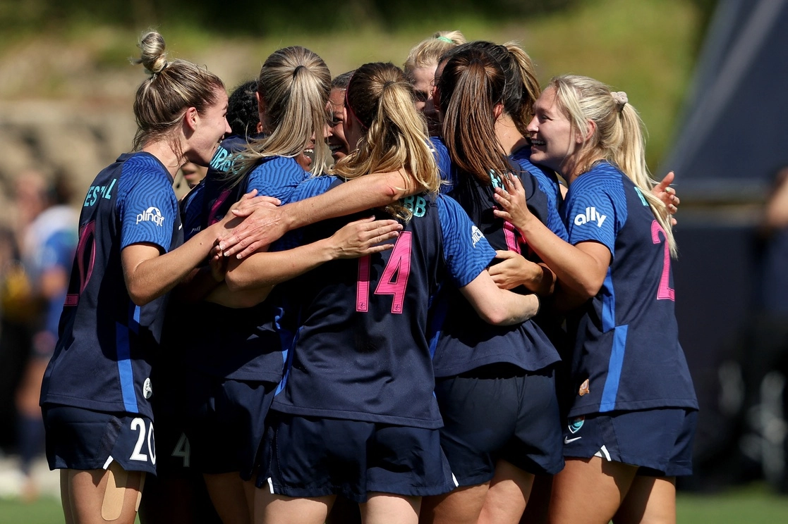 Las jugadoras del San Diego Wave celebran un gol durante su encuentro con Estrellas Rojas de Chicago, en el estadio Torero, el 15 de mayo de 2022, en San Diego, California. Foto Afp
