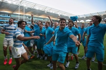 La selección no había jugado desde hace 13 meses y nunca le había ganado a ese rival. Foto @lospumas