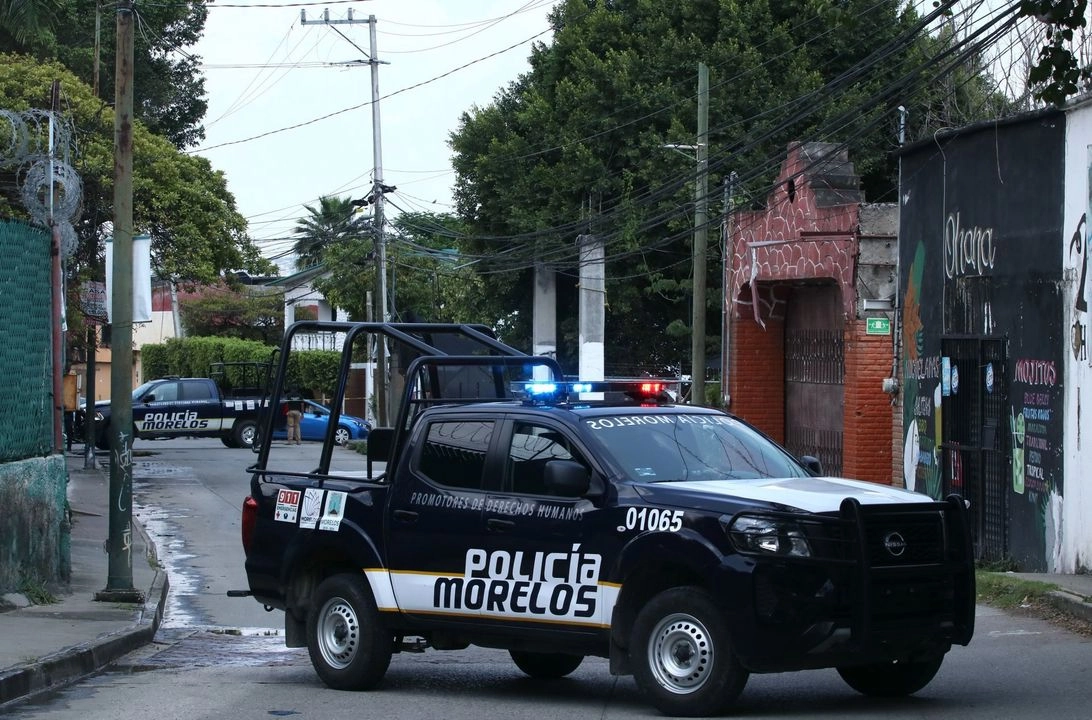 Iván Morales Corrales viajaba junto a una mujer cuando fueron interceptados por sicarios fuertemente armados en el municipio de Temixco, Morelos. Foto 