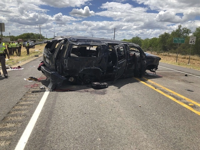 En el choque murieron cinco de sus pasajeros. Foto Ap