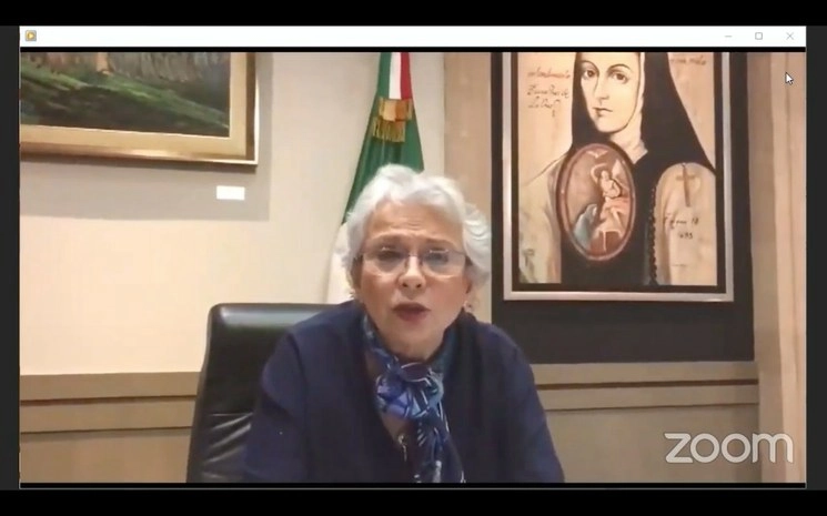 La secretaria Olga Sánchez Cordero participó en la presentación del curso en línea Masculinidades Alternativas Libres de Violencia, impartido por el Indesol. Foto tomada del Twitter de @Indesol