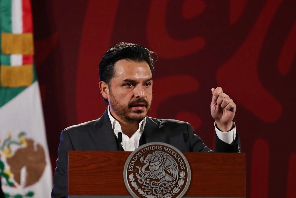 Zoé Robledo, director general del Instituto Mexicano del Seguro Social, durante la conferencia de prensa matutina en Palacio Nacional, Ciudad de México, el 10 de febrero de 2022. Foto Roberto García Ortiz



