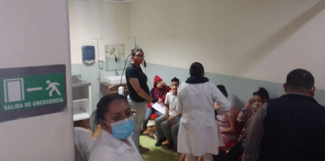 Más de 30 menores se intoxicaron tras consumir mariguana en el interior de una escuela en Chalco, Edomex. Foto ‘La Jornada’

