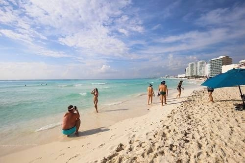 Playa en Cancún, Quintana Roo. Foto Cuartoscuro /Archivo

