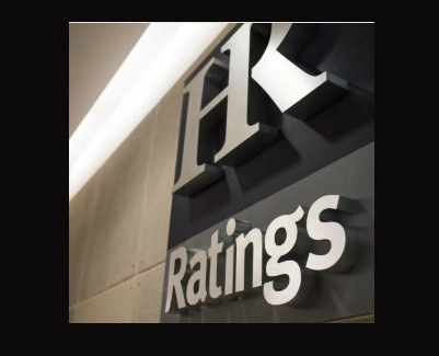 La firma financiera comentó que la caída en los precios de los energéticos es positiva para el consumidor. Imagen tomada de www.hrratings.com/