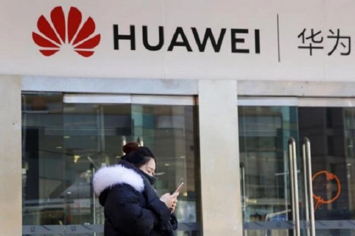 El objetivo de Huawei es lograr un crecimiento sostenible y generar valor práctico para clientes y socios, dijo Erik Xu, director rotarorio de la empresa.
