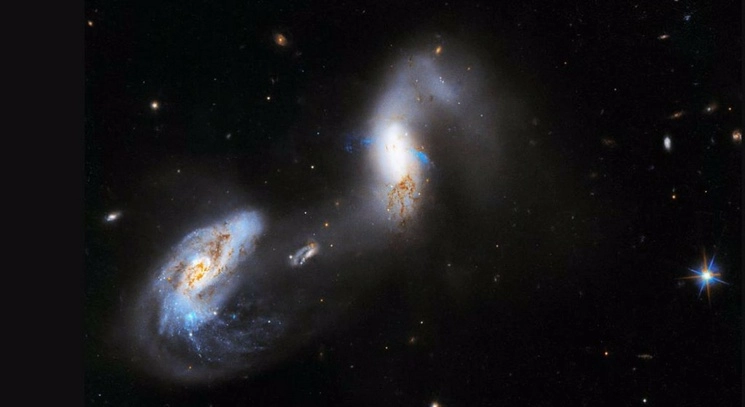  Galaxias en interacción. Foto NASA, ESA, A. Barth