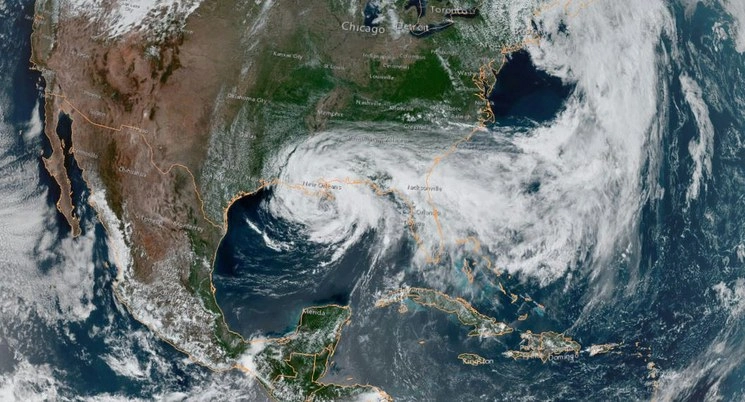 Esta imagen satelital muestra la tormenta tropical Cristóbal justo al sur de Nueva Orleans. Foto AFP