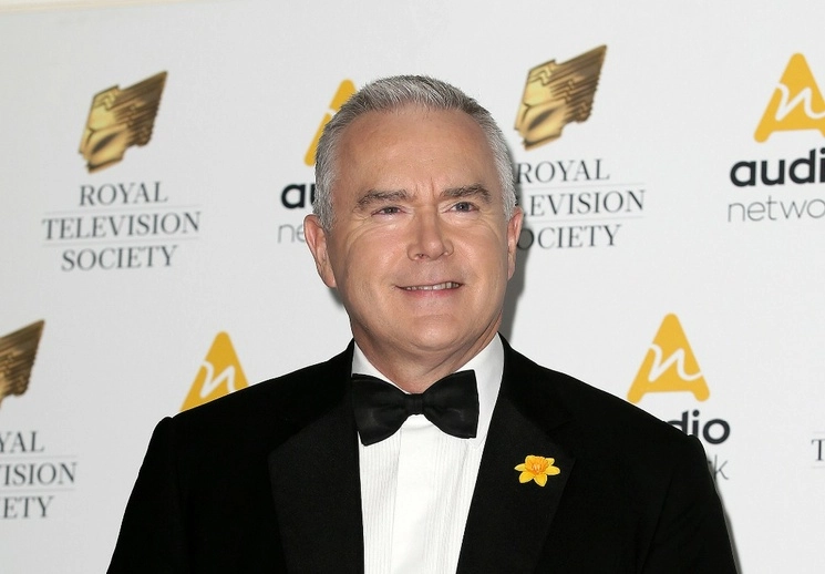 Huw Edwards, presentador de noticias de la BBC. Foto Ap / Archivo