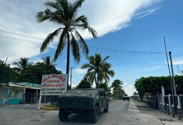 La violencia armada en las comunidades de Chiapas sigue desplazando a familias. Foto Alfredo Domínguez/Archivo