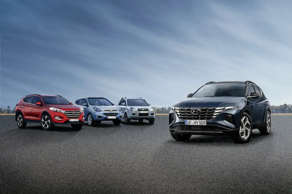 La cuarta generación del Hyundai Tucson estrena la nueva identidad de diseño “Sensuous Sportiness” desarrollada por la marca. Esta dirección de diseño se caracteriza por la armonía entre cuatro elementos: proporción, arquitectura, estilo y tecnología.
Fotos. Cortesía Hyundai.
