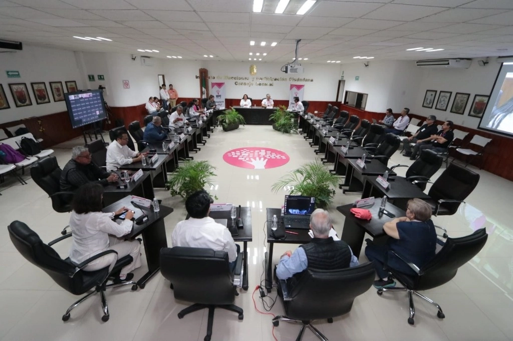 El IEPC de Chiapas realizó una sesión virtual de emergencia en la que se acordó la suspensión de los comicios estatales y municipales en Chicomuselo y Pantelhó. Foto Tomada de X @magyvila