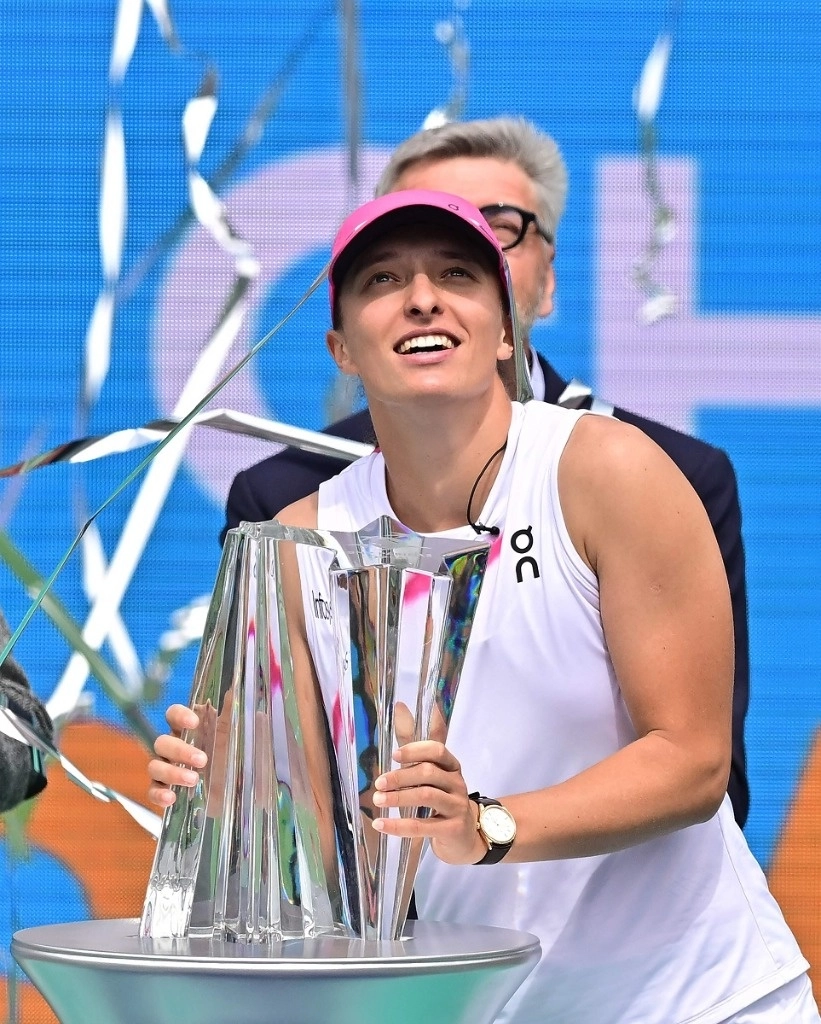 Iga Swiatek consiguió en Indian Wells su octavo trofeo en torneos WTA 1000. Foto Afp