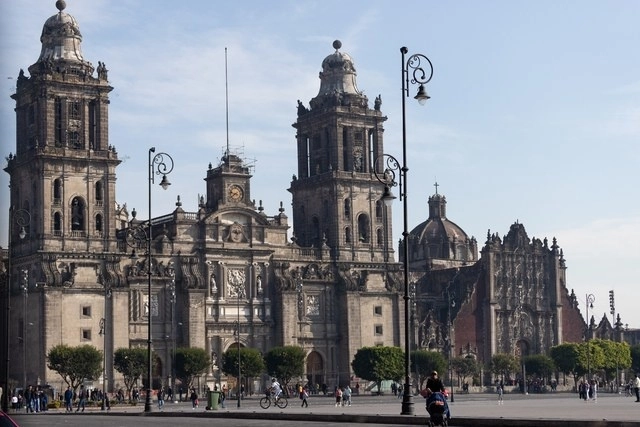 Perspectiva de la Catedral Metropolitana en imagen de archivo. Foto Pablo Ramos