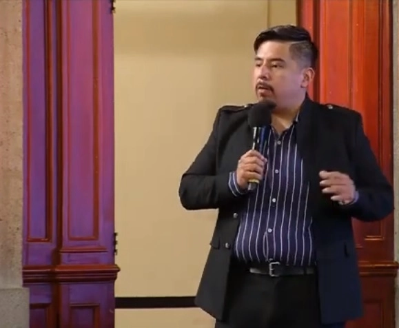 Guillermo Santiago, titular del Imjuve durante conferencia de prensa. Fotograma tomado del video emitido por el Gobierno de México