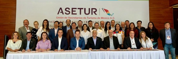 Derivado de las medidas implementadas para evitar la propagación del coronavirus, el impacto al sector turístico en México al finalizar abril puede alcanzar los 10 mil millones de dólares, advirtió la Asociación de Secretarios de Turismo de México. Foto tomada del Twitter de @asetur_mx