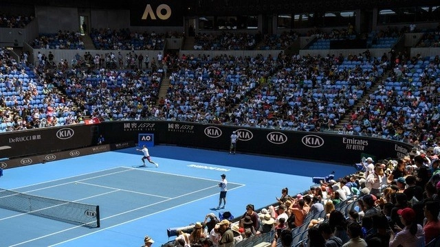 Sesión de práctica, previo al inicio del Abierto de Australia. Foto Afp / Archivo