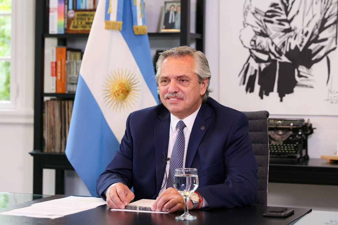 El presidente Alberto Fernández durante una reunión virtual en Buenos Aires. Foto Oficina de Prensa de la Presidencia de Argentina / Afp