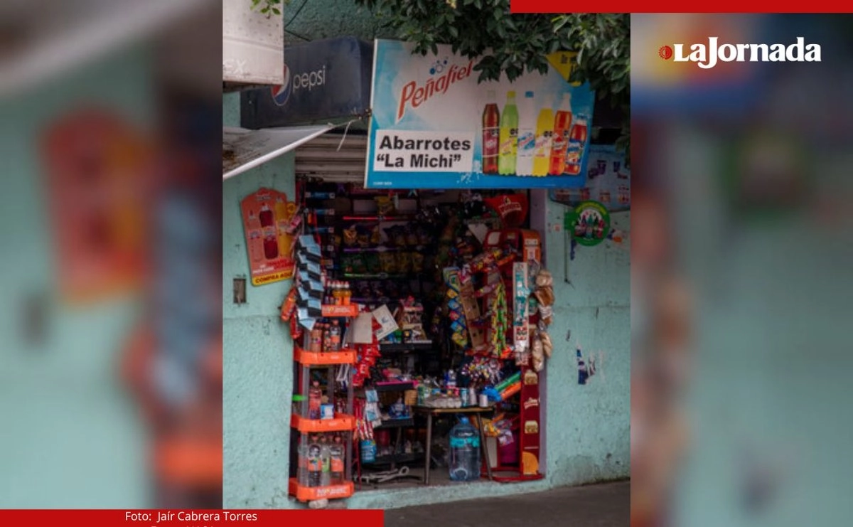 La aprobación de un nuevo impuesto a los cigarros y refresco afectaría hasta en un 15% las ventas en las tienditas de abarrote, estimaron comerciantes. Foto 
