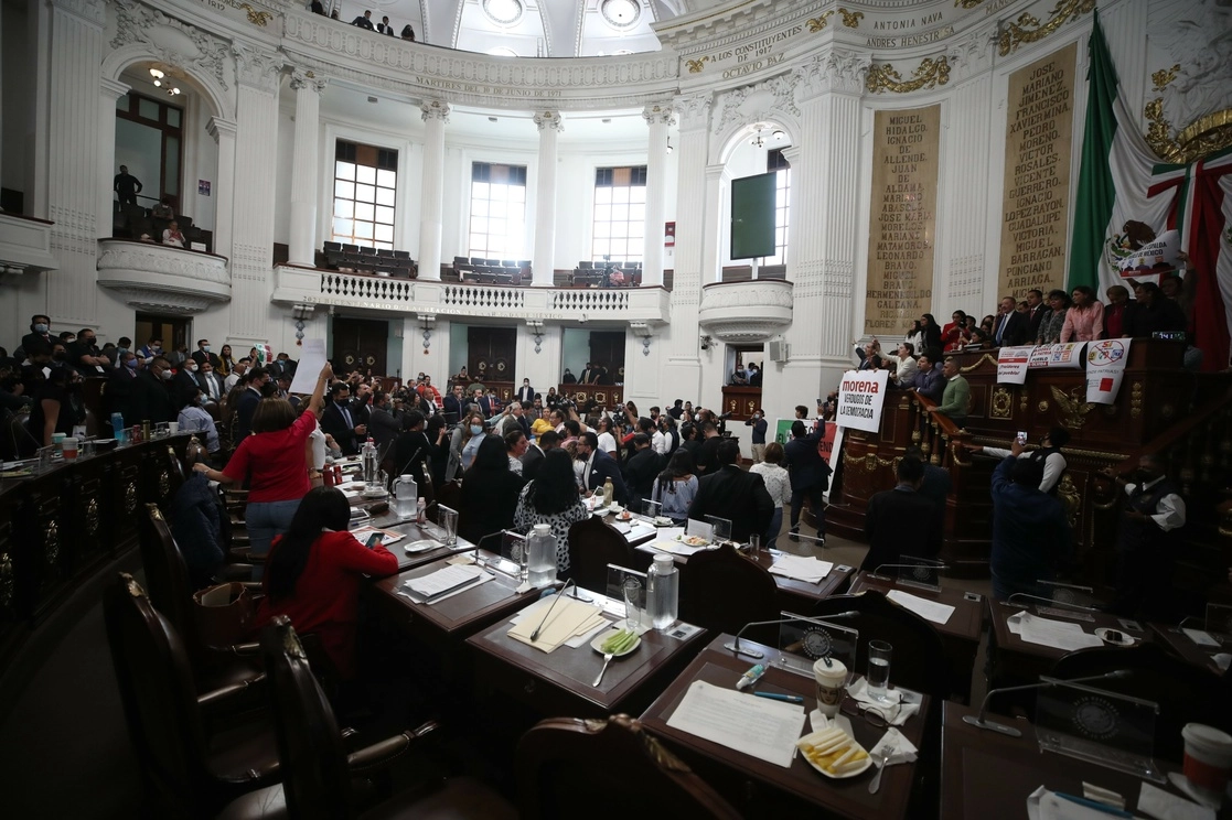 Sesión del Congreso de la Ciudad de México, durante el debate de la reforma al IECM, el 26 de mayo de 2022. Foto José Antonio López 