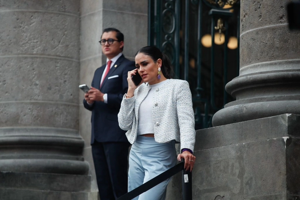 Alessandra Rojo de la Vega, asistió a la entrega del Sexto Informe de Gobierno del doctor Martí Batres Guadarrama, Jefe de Gobierno, al Congreso de la Ciudad de México. Foto: Cristina Rodríguez.